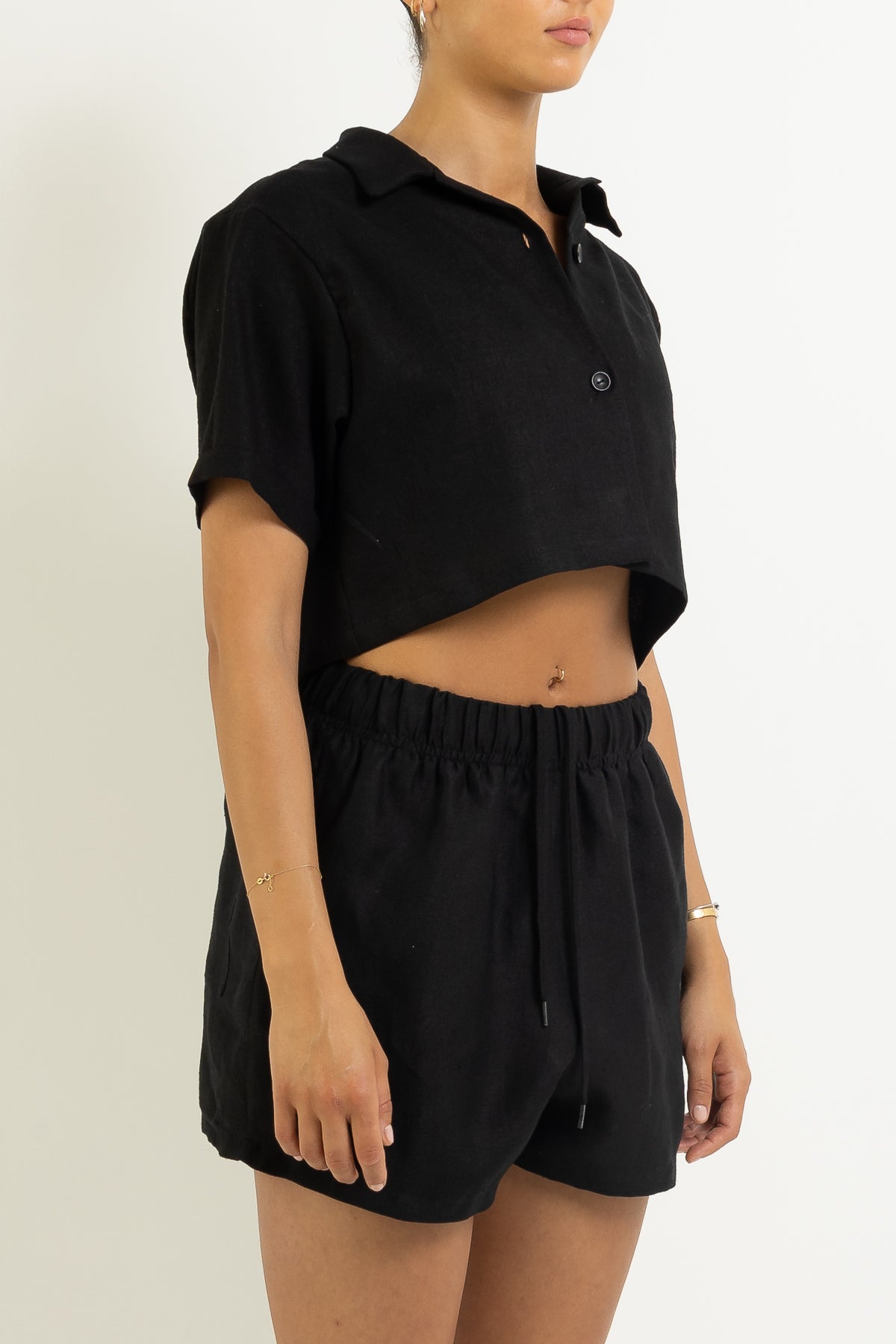 MERCY HOUSE Clio short en noir
