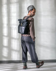 VEINAGE Black leather bag from De Lorimier