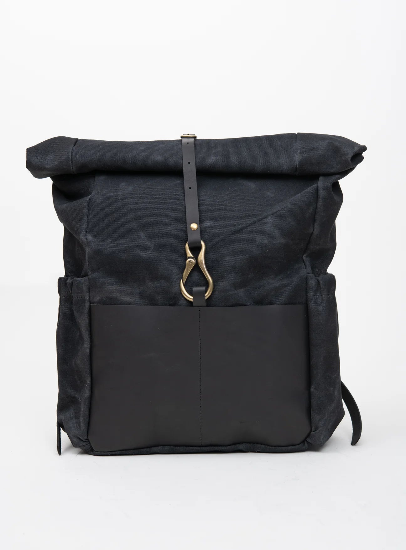 VEINAGE Sac en cuir noir De Lorimier