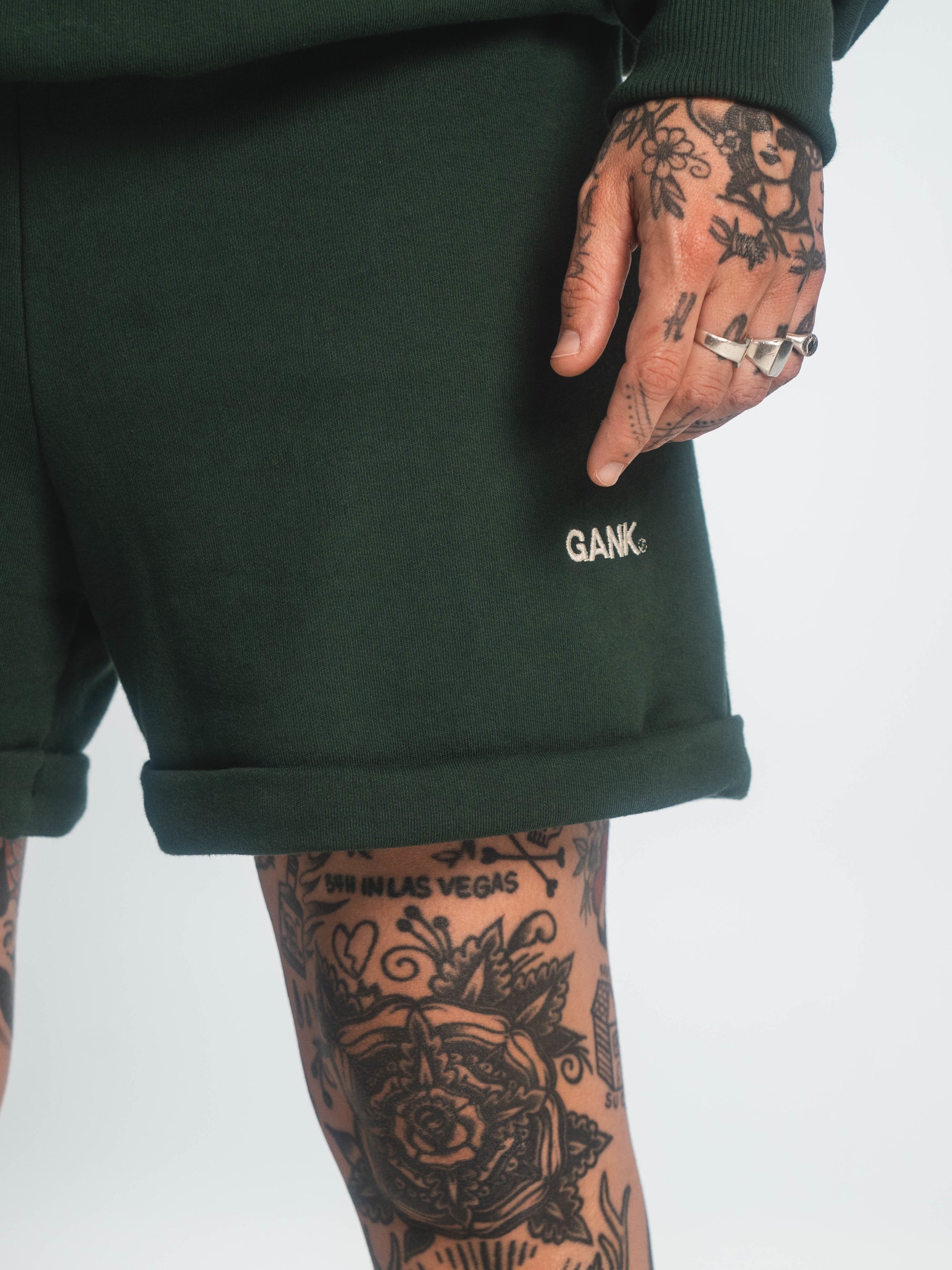 GANK Short vert brodé en crème