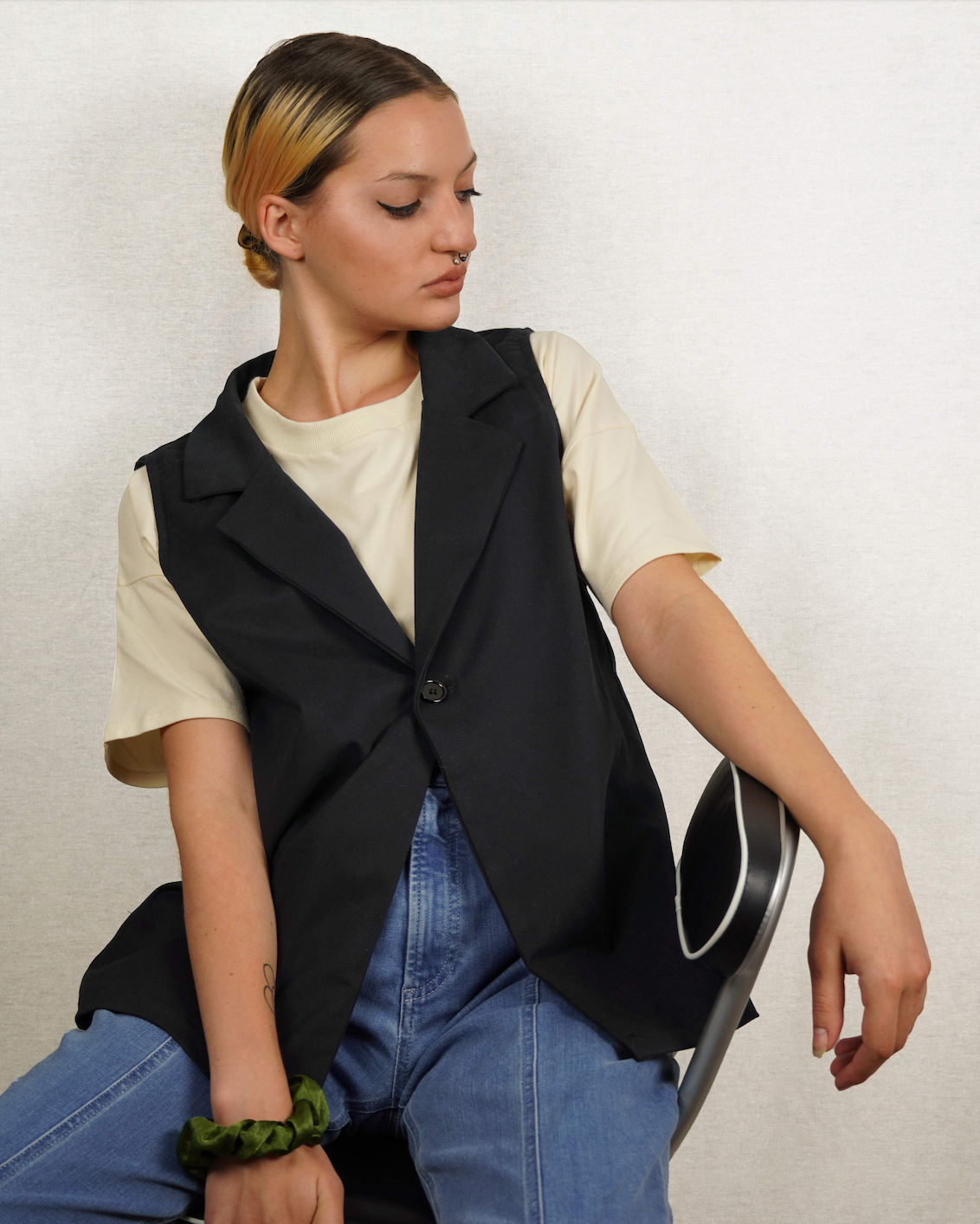 ALYKS Veste sans-manches en noir