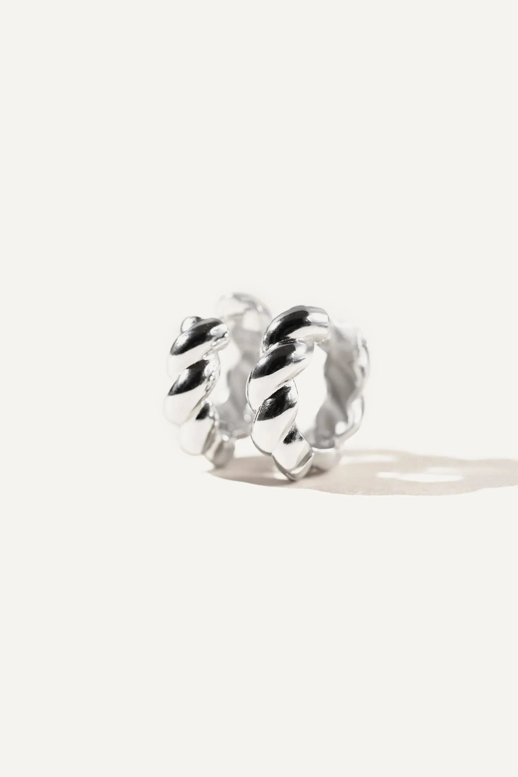 BOA MAZA silver earrings