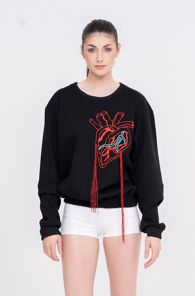 OSCAR MENDOZA Black crewneck with big embroidered heart