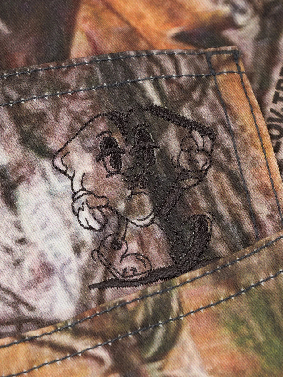 LOVIAH TROOPER COTTON CARGO SHORTS CAMO TREE