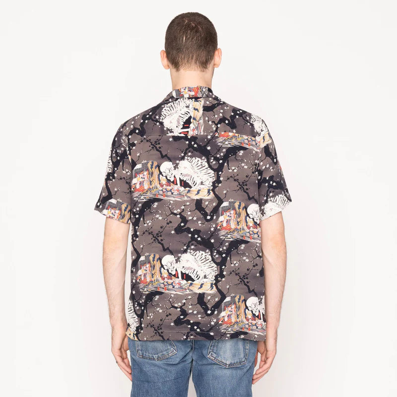 NAKED &amp; FAMOUS- Aloha Shirt Skeletons - Dark Grey