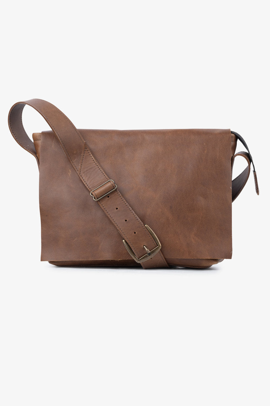MILO &amp; DEXTER Classic Messenger bag