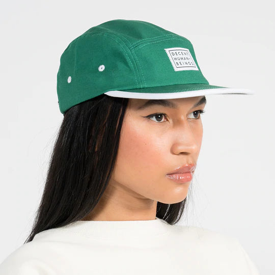 DECENT HUMAN-BEINGS Logo DHB casquette en vert